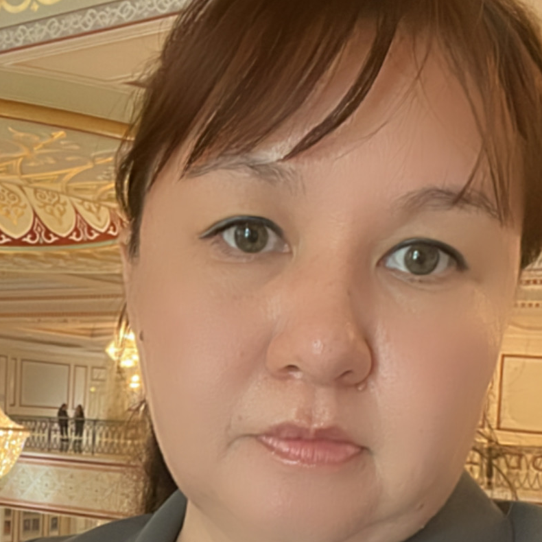 Гульназ Сапарова