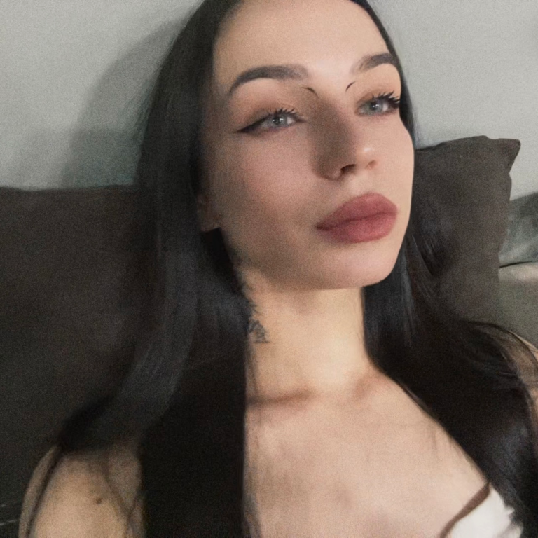 Снежана Усова